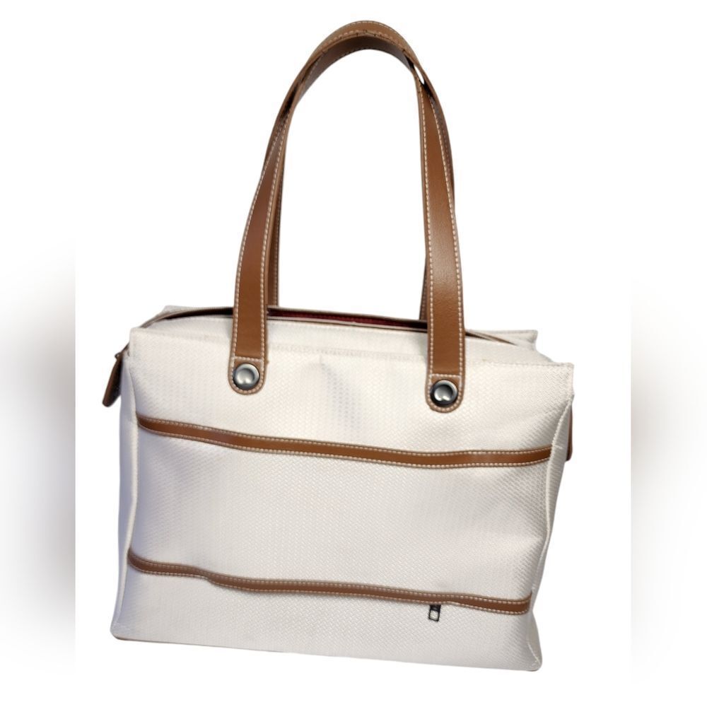Delsey Paris - Picture 7 of 16